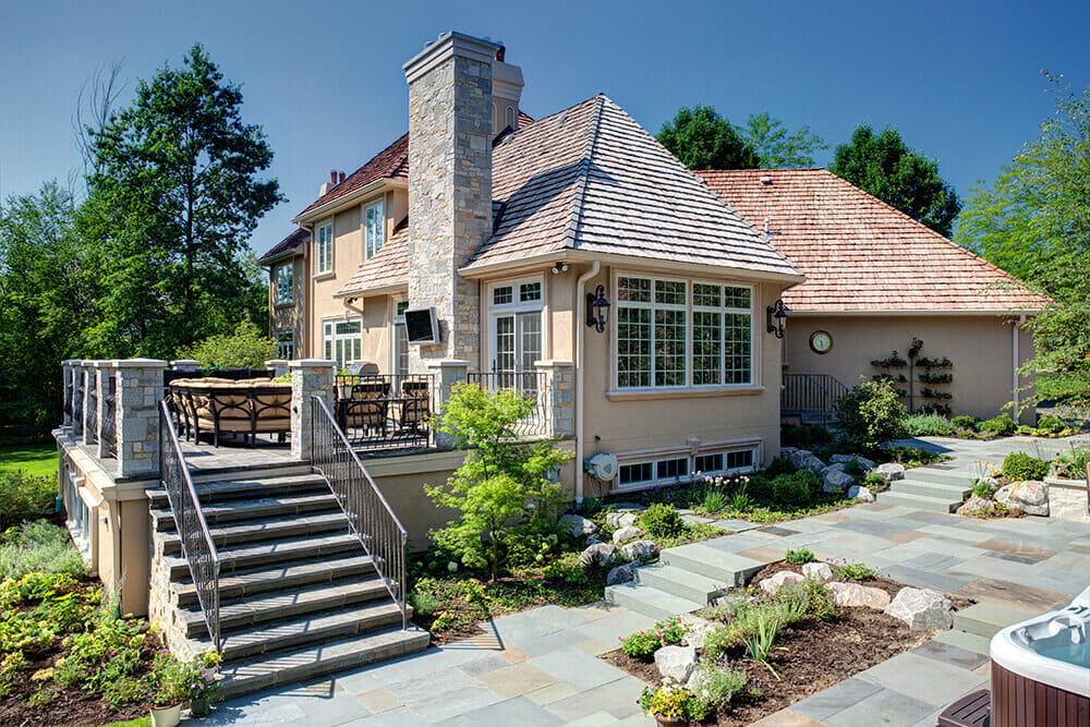 Improve Your Outdoor Living: The Reasons Philadelphia Homeowners Select Local Deck Builders