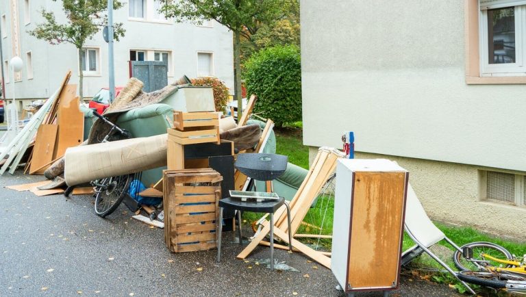 Why Estate Junk Removal Is Essential for Effective Property Management